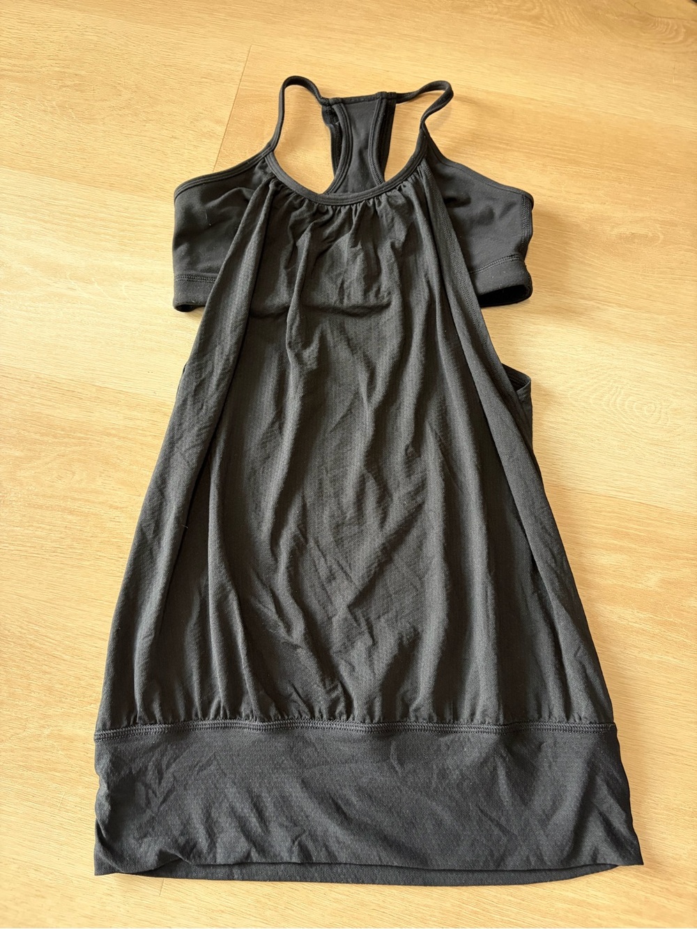 Lululemon No Limits Tank Black Built-In Bra Size 2